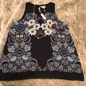 NWT Beautiful Max Studio Sleeveless Top